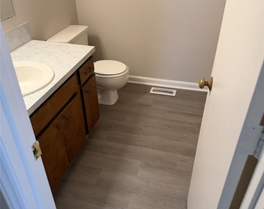 1939 Willow Ridge Street - Photo Thumbnail 3