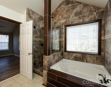 1958 Trace Creek Drive - Photo Thumbnail 36