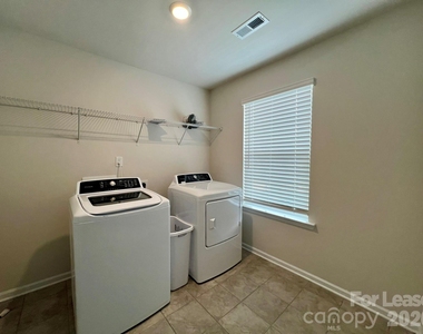 314 Hamptons Cove Road - Photo Thumbnail 18