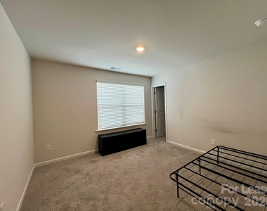 314 Hamptons Cove Road - Photo Thumbnail 31