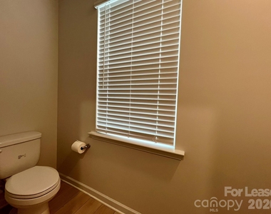 314 Hamptons Cove Road - Photo Thumbnail 16