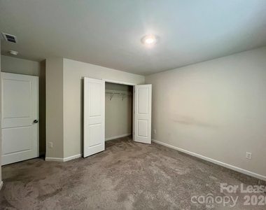 314 Hamptons Cove Road - Photo Thumbnail 28