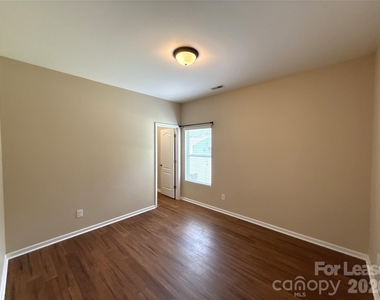 13320 Hunting Birds Lane - Photo Thumbnail 16