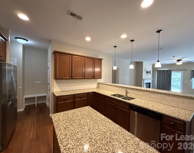 13320 Hunting Birds Lane - Photo Thumbnail 9