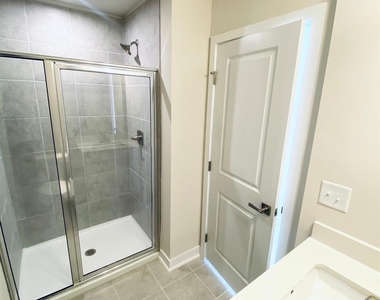 3735 S Tryon Street - Photo Thumbnail 27