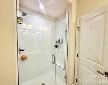 3735 S Tryon Street - Photo Thumbnail 16