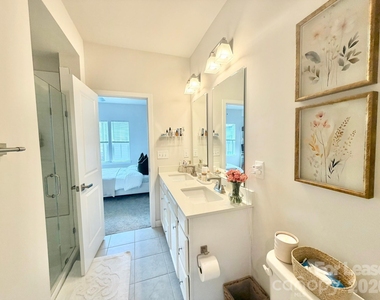 3735 S Tryon Street - Photo Thumbnail 17