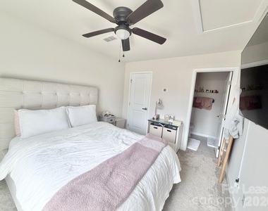 3735 S Tryon Street - Photo Thumbnail 28