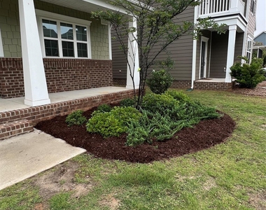 601 Deep River Way - Photo Thumbnail 1