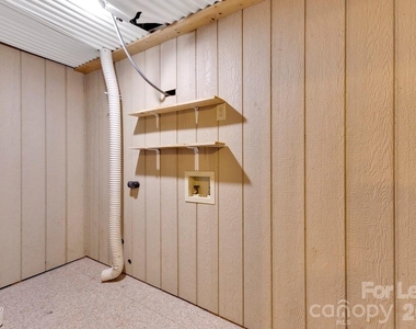 630 Lex Drive - Photo Thumbnail 14