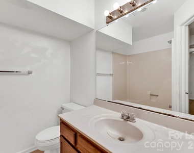 630 Lex Drive - Photo Thumbnail 13