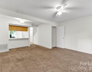 630 Lex Drive - Photo Thumbnail 4
