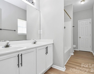 3731 Bullard Street - Photo Thumbnail 10