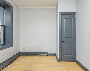 750 Onderdonk Avenue - Photo Thumbnail 9