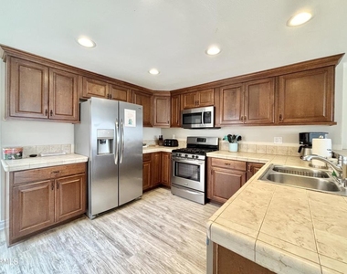 2551 Greencastle Court - Photo Thumbnail 5