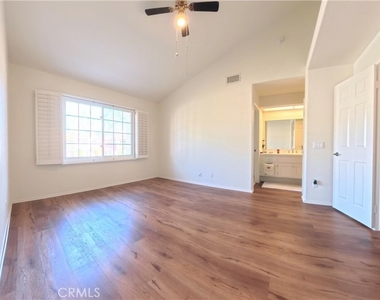 415 E Bougainvillea - Photo Thumbnail 20