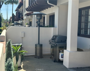 415 E Bougainvillea - Photo Thumbnail 3