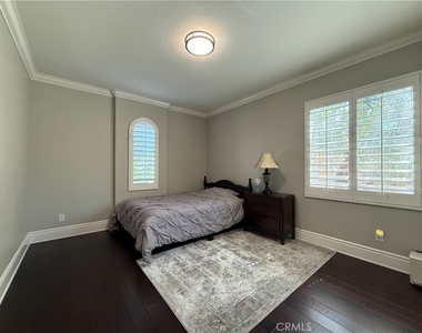 12210 Vista Court - Photo Thumbnail 28