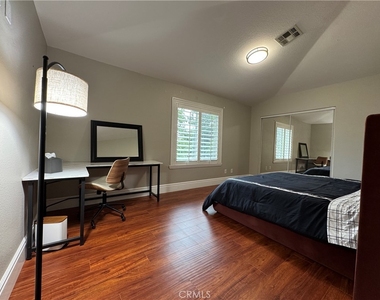 12210 Vista Court - Photo Thumbnail 40