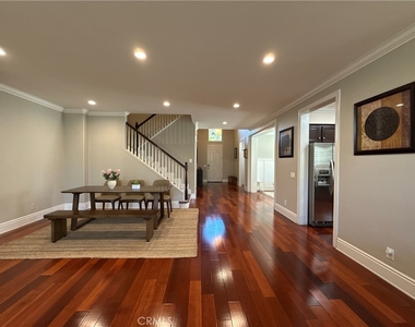 12210 Vista Court - Photo Thumbnail 25