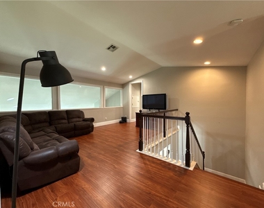 12210 Vista Court - Photo Thumbnail 33