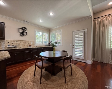12210 Vista Court - Photo Thumbnail 14