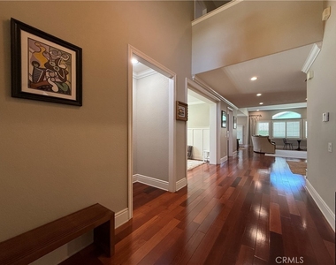 12210 Vista Court - Photo Thumbnail 1