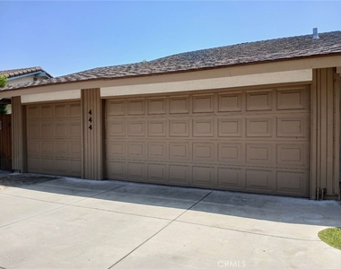 444 Redlands Avenue - Photo Thumbnail 2