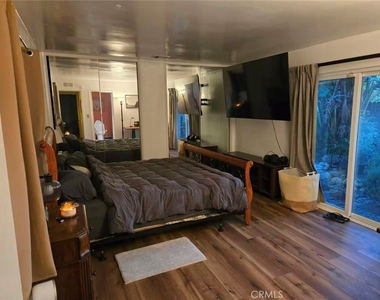 444 Redlands Avenue - Photo Thumbnail 25
