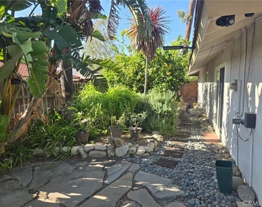 444 Redlands Avenue - Photo Thumbnail 38