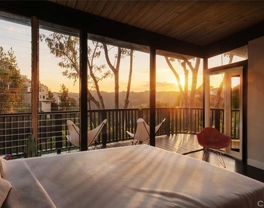 7912 Willow Glen Road - Photo Thumbnail 17