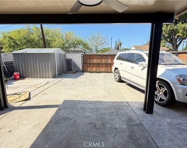 7257 Wilbur Avenue - Photo Thumbnail 16