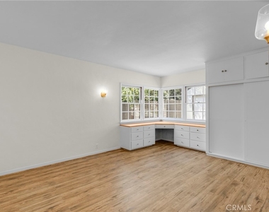 2151 N Altadena - Photo Thumbnail 19