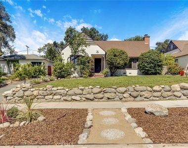 2151 N Altadena - Photo Thumbnail 27