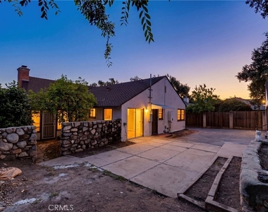 2151 N Altadena - Photo Thumbnail 29