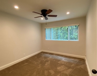 665 W 34th - Photo Thumbnail 9