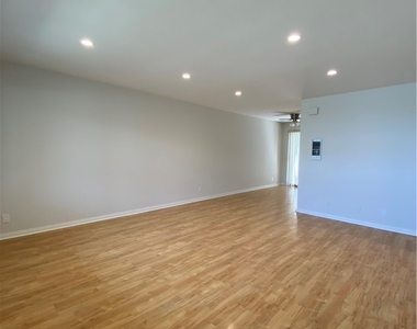 665 W 34th - Photo Thumbnail 1