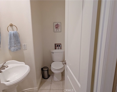 328 E Imperial - Photo Thumbnail 21