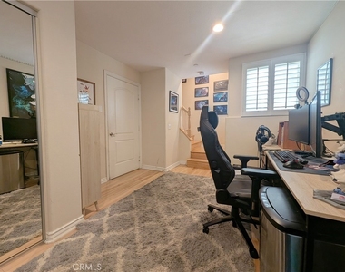 328 E Imperial - Photo Thumbnail 11