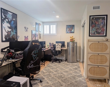 328 E Imperial - Photo Thumbnail 10