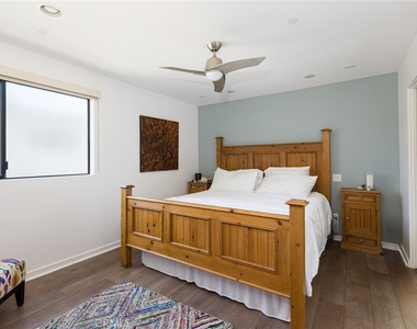 121 E Walnut - Photo Thumbnail 19