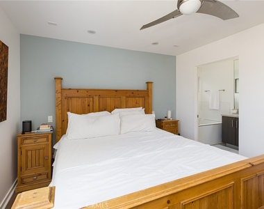 121 E Walnut - Photo Thumbnail 20