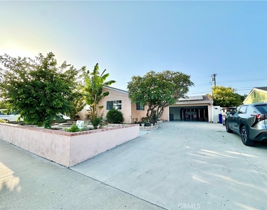 6351 Marcella Way - Photo Thumbnail 20