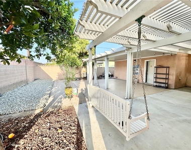6351 Marcella Way - Photo Thumbnail 18