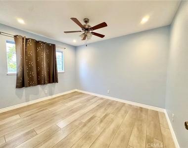 6351 Marcella Way - Photo Thumbnail 8
