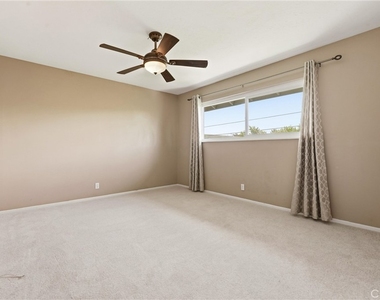 1163 N Lincoln - Photo Thumbnail 16