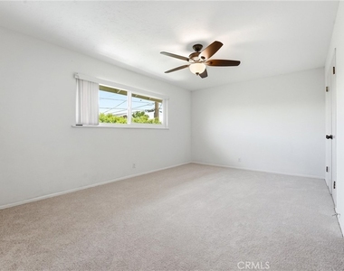 1163 N Lincoln - Photo Thumbnail 15