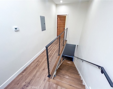 1816 1 S Hauser Boulevard - Photo Thumbnail 9