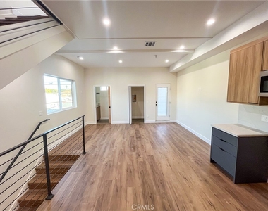 1816 1 S Hauser Boulevard - Photo Thumbnail 11