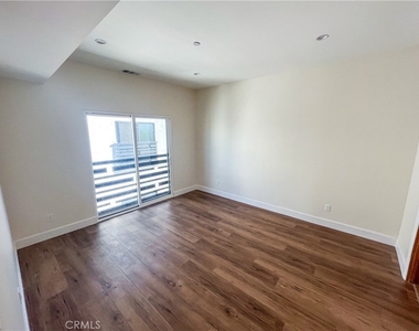 1816 1 S Hauser Boulevard - Photo Thumbnail 7